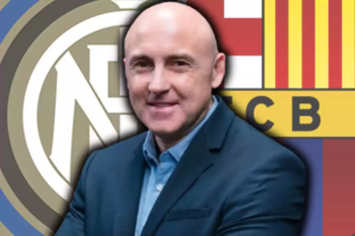 Maldini i els escuts de l'Inter i el Barça