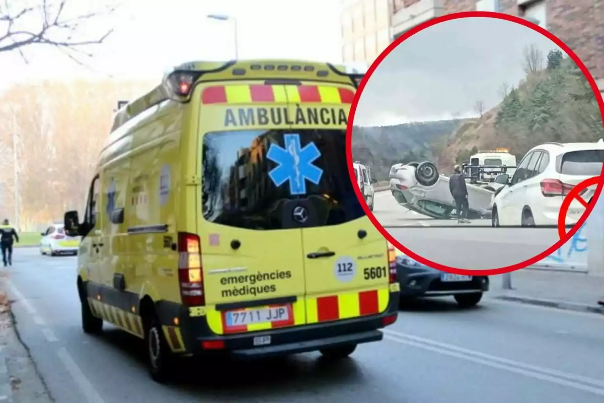 Una ambulància groga és al carrer mentre en un requadre es mostra un cotxe bolcat en una carretera amb persones al voltant.