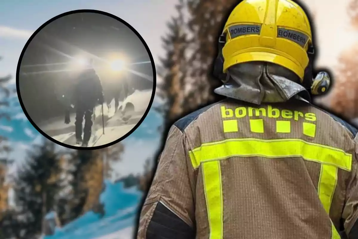 Bomber amb casc groc i jaqueta reflectant observa una imatge circular de persones caminant a la neu amb llanternes.