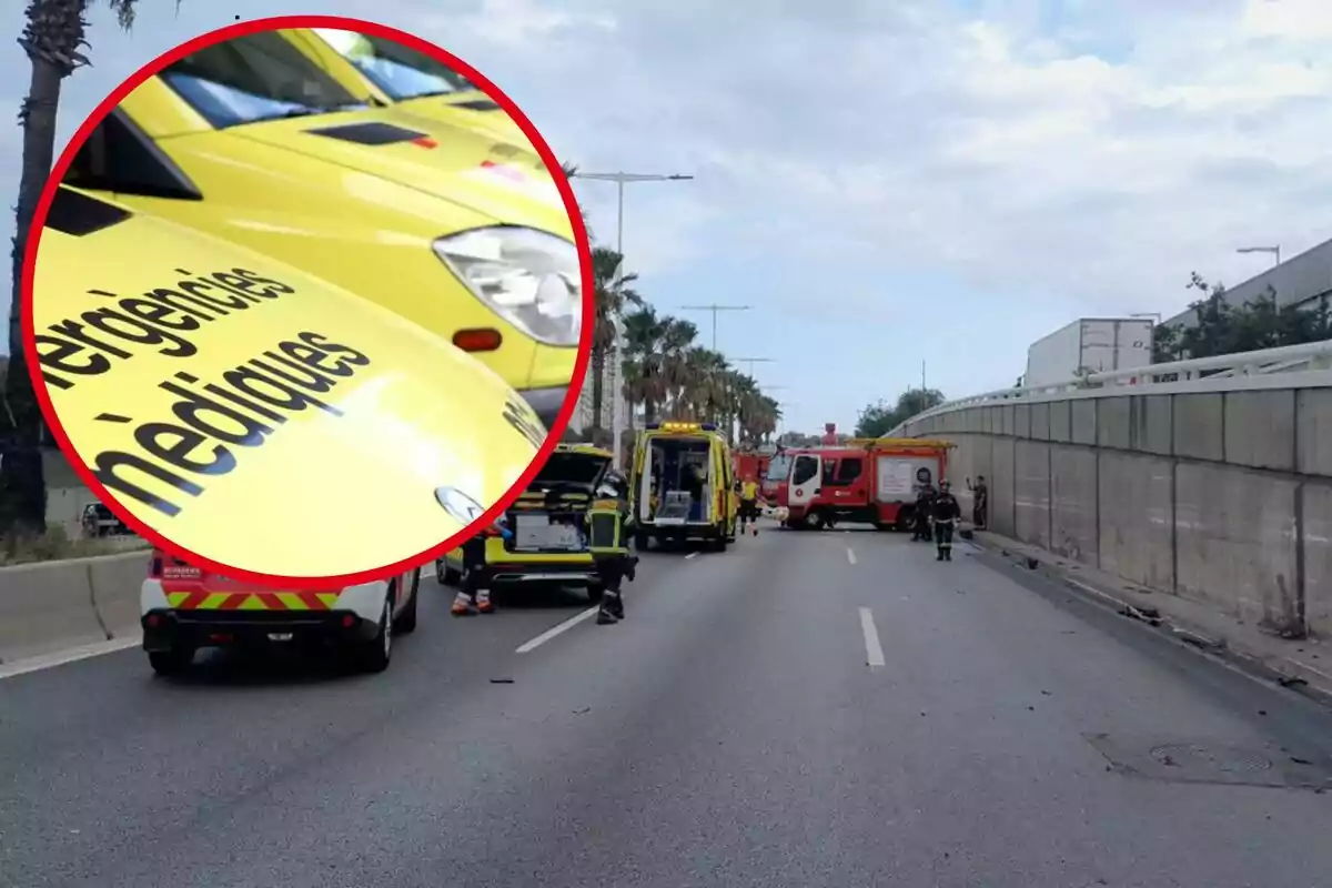 Accidente de tráfico en una carretera con presencia de ambulancias y vehículos de emergencia.