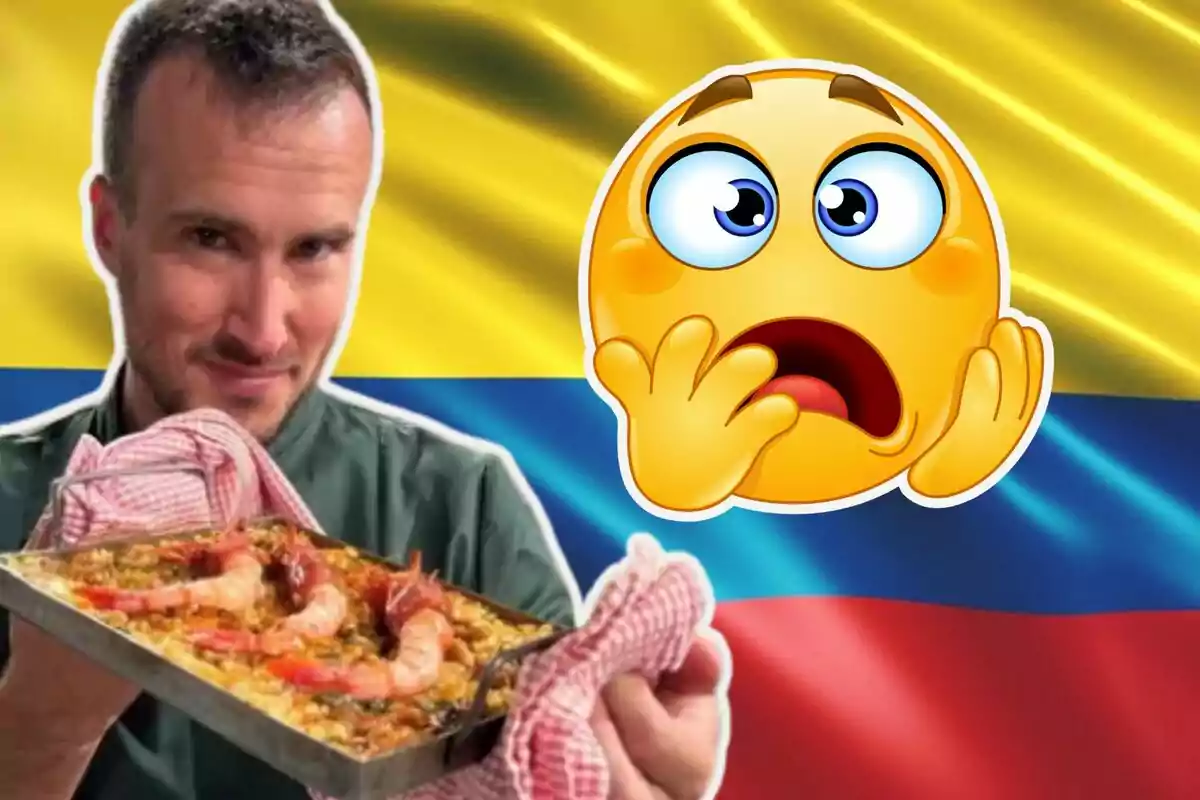 Un hombre sostiene una bandeja de comida con gambas frente a una bandera de Colombia y un emoji sorprendido.