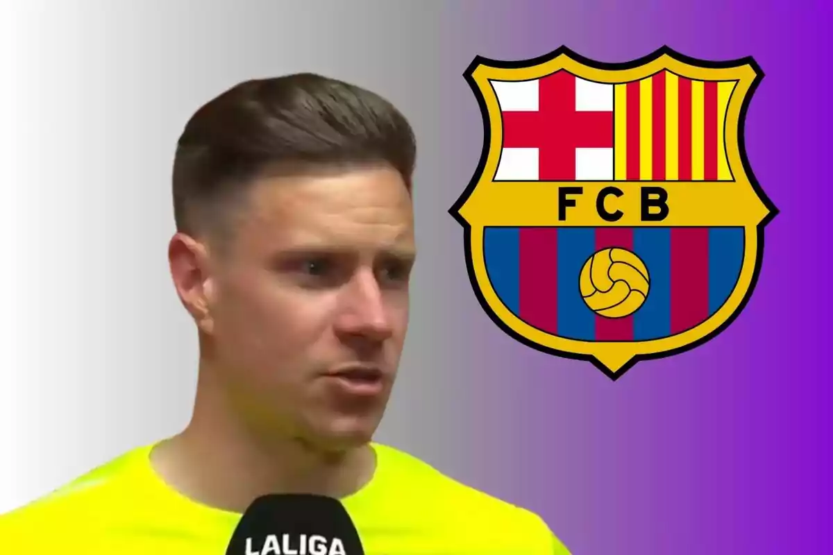 Un jugador de fútbol del FC Barcelona dando una entrevista con un micrófono de LaLiga.