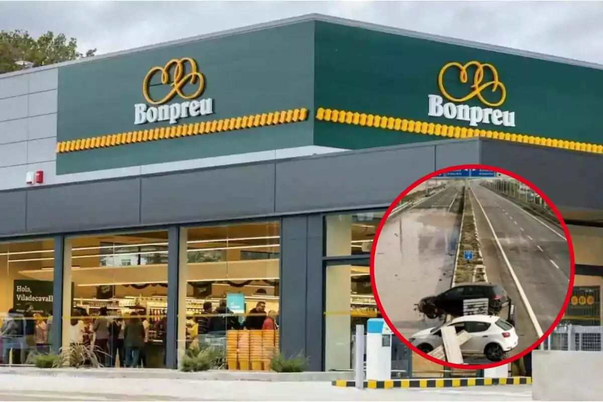 Façana d'un supermercat Bonpreu amb un requadre que mostra un accident de trànsit a una carretera.