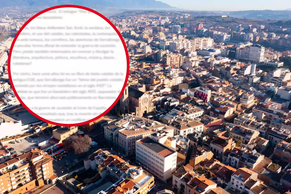 Vista aérea de una ciudad con un círculo rojo resaltando un texto borroso en primer plano.