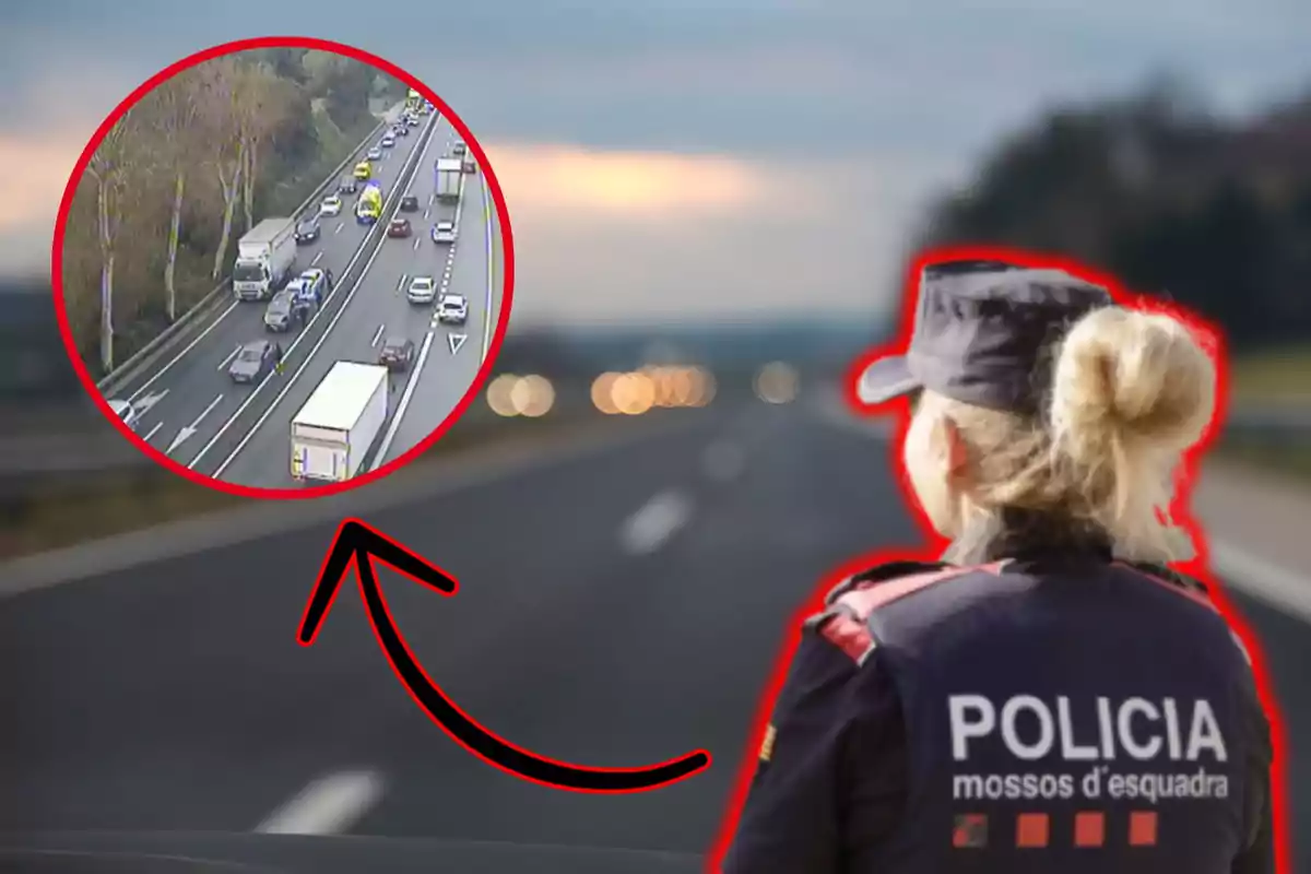 Una agente de policía de espaldas observa una carretera, con un recuadro que muestra un atasco en una autopista.