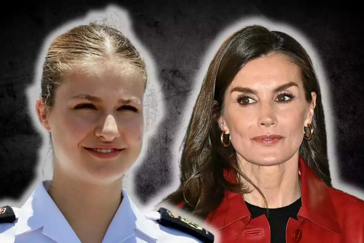 La princesa Leonor i la reina Letícia posen juntes, una amb uniforme blanc i l'altra amb jaqueta vermella, sobre un fons fosc.