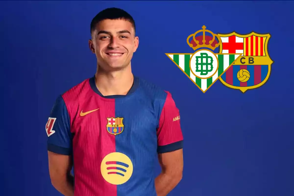 Pedri y los escudos de Betis y Barça