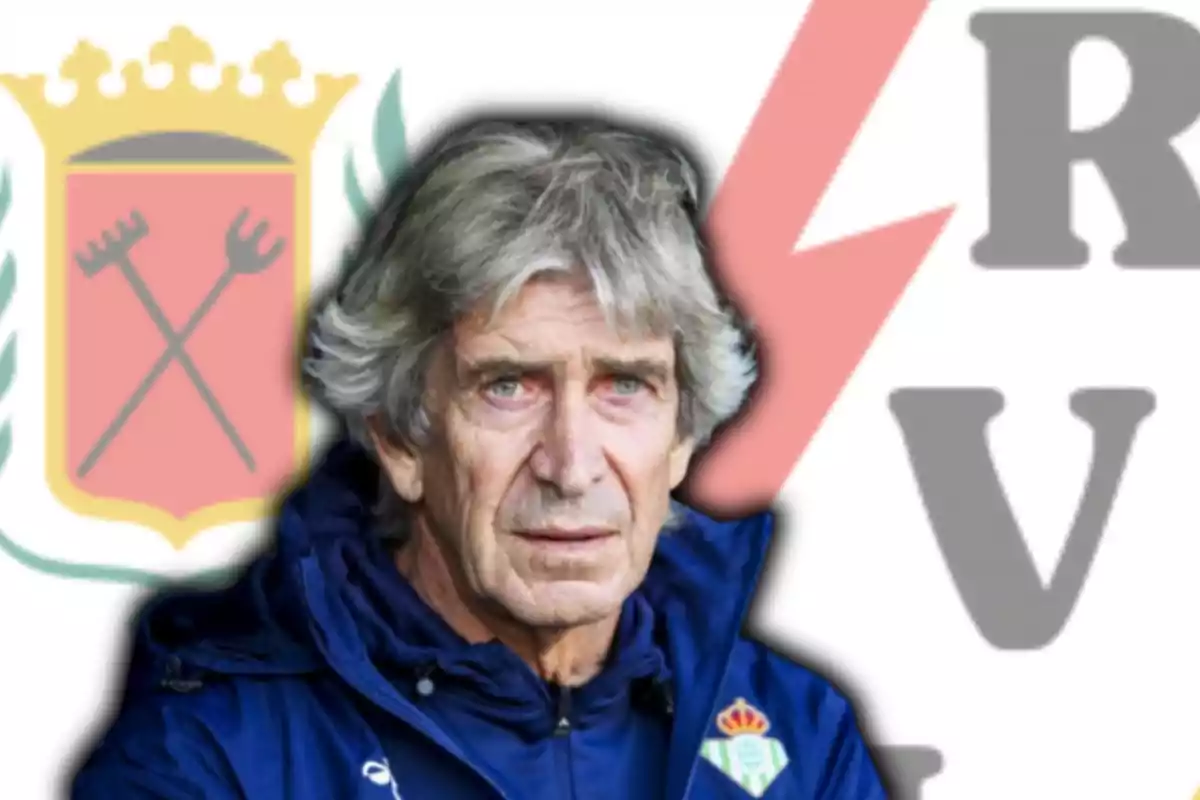 Manuel Pellegrini y el escudo del Rayo Vallecano