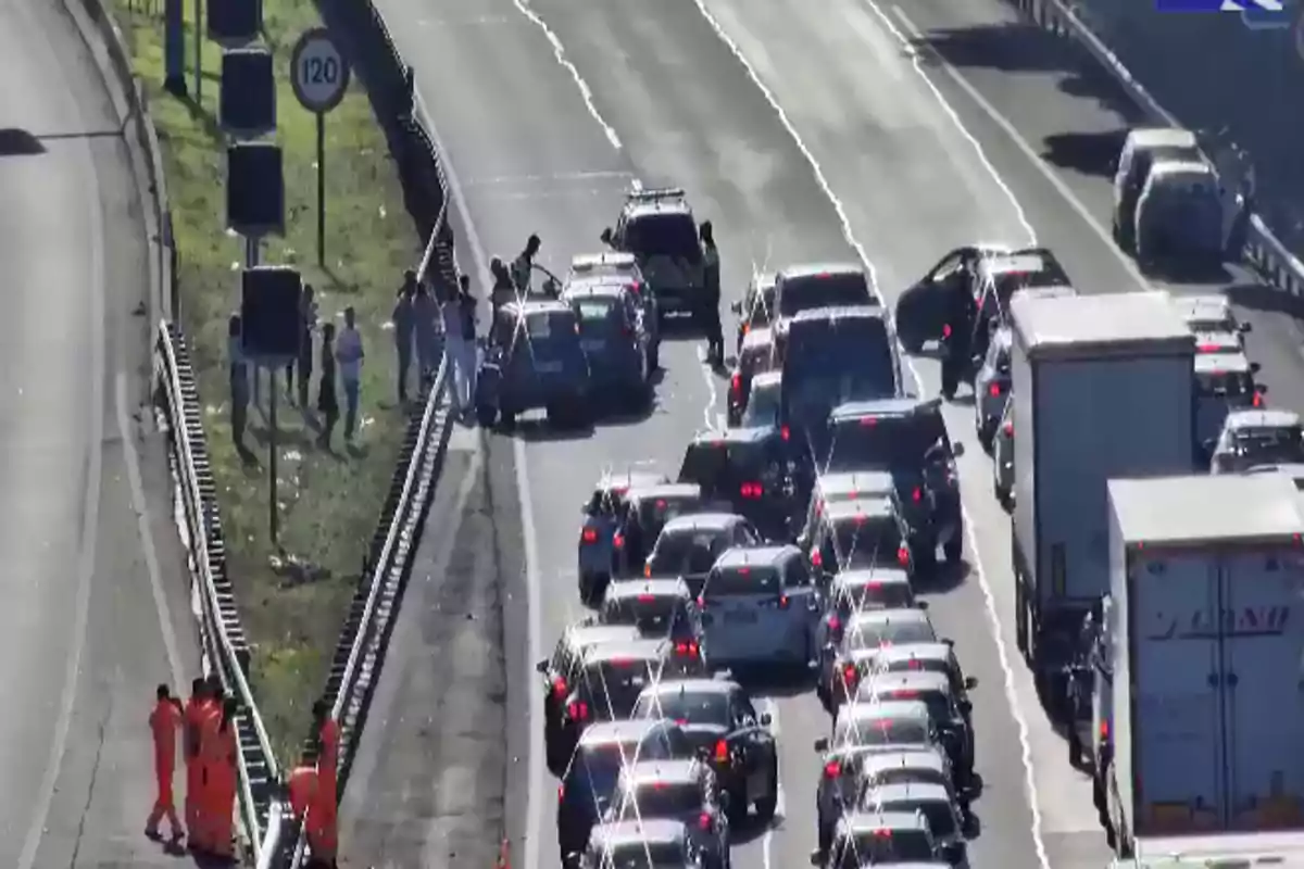 Situació a l'AP-7 minuts després de l'accident