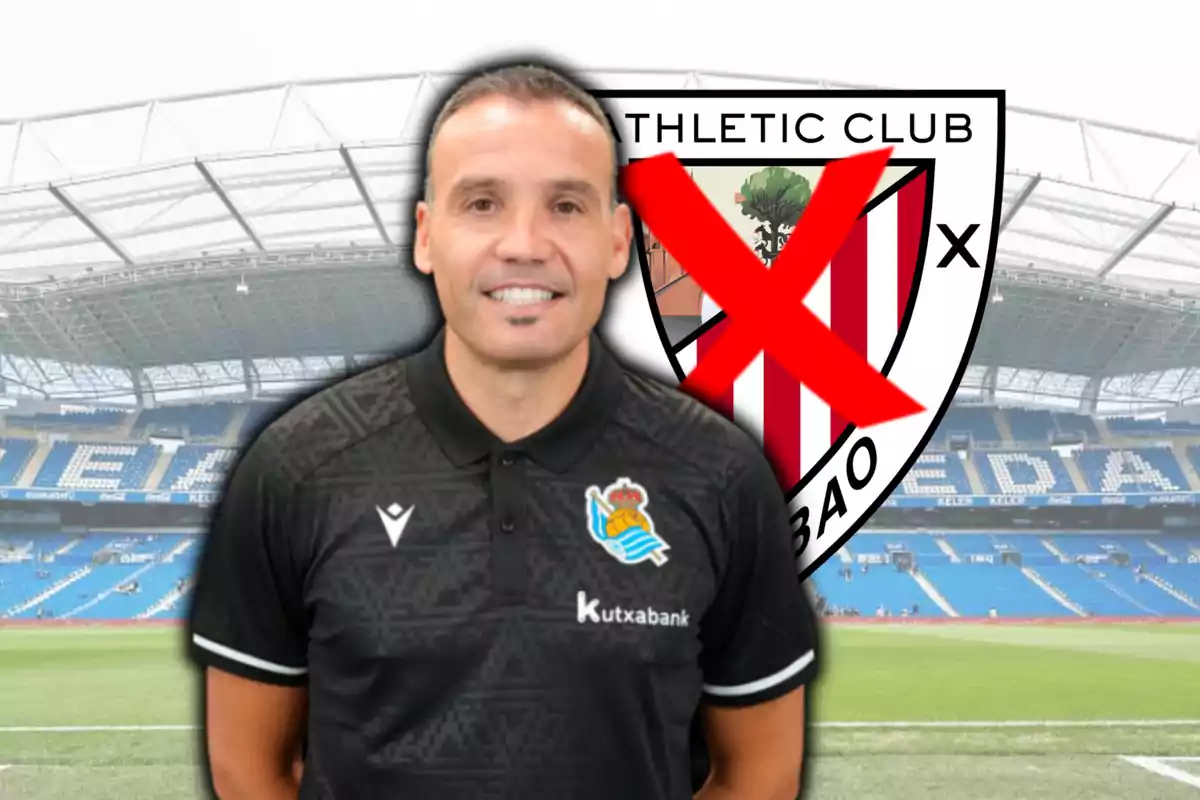 Sergio Francisco, entrenador de la Reial Societat i l’escut de l’Athletic Club