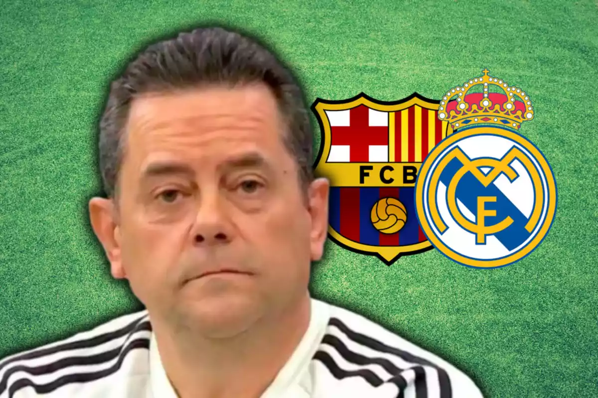 Tomás Roncero i els escuts de Barça i Reial Madrid
