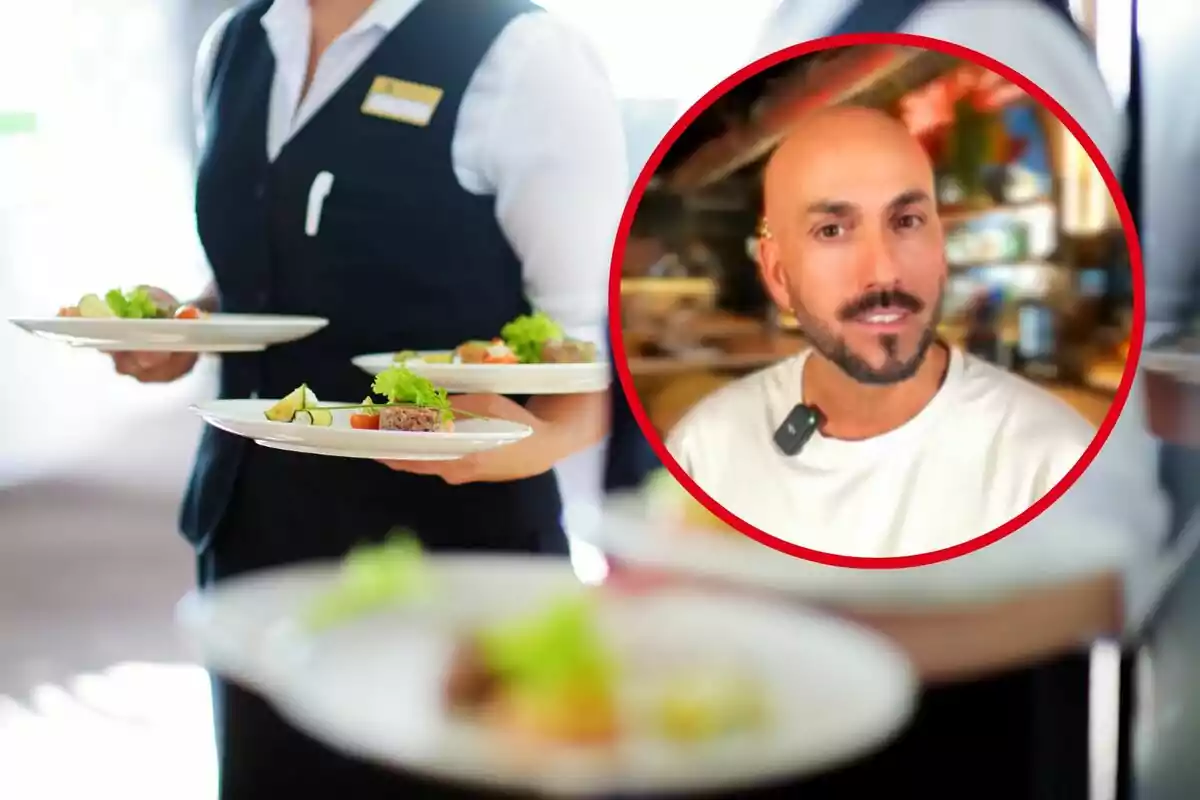 Una persona con uniforme de camarero sostiene varios platos de comida mientras en un círculo rojo se muestra a un hombre calvo con barba y camiseta blanca.