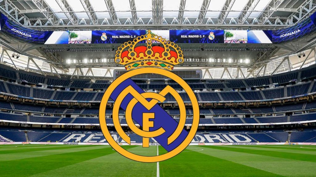 Muntatge en què es veu el Camp del Real Madrid i l'escut