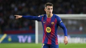 Marc Casadó, futbolista del FC Barcelona, durant un partit