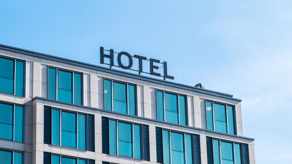 Revolta dels hotels contra l'Imserso