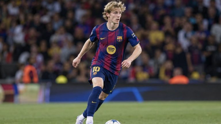Anthony Gordon, jugador del Barça